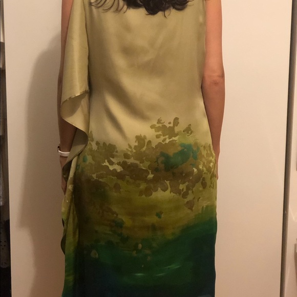 Floral dress - Picture 2 of 3